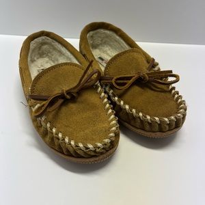 Minnetonka Tan Leather Soft Pile Lined Moccasin Kids/Child Size 13 - hardsole
